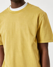 Load image into Gallery viewer, Minimum Men&#39;s Lono Tee in Sauterne
