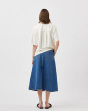 Load image into Gallery viewer, Minimum Women's Jannah Midi Skirt in Indigo Blue