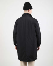 Load image into Gallery viewer, Wemoto Men&#39;s Carter Nylon Coat in Black
