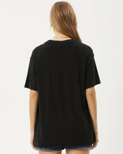 Load image into Gallery viewer, Afends Women's Slay Oversized Tee up