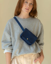 Load image into Gallery viewer, Small Lot Belt Bag