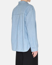 Load image into Gallery viewer, Minimum Women's Fern Shirt in Light Denim