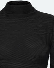 Load image into Gallery viewer, Minimum Women's Ina Long Sleeve T Shirt in Black