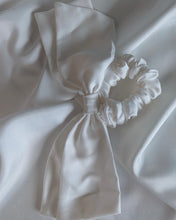 Load image into Gallery viewer, Janzy Bow Hair Scrunchie