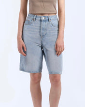Load image into Gallery viewer, Dr. Denim Women's Bella Shorts in Canyon Light Vintage