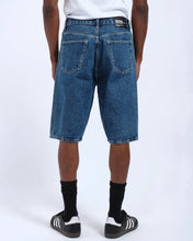 Load image into Gallery viewer, Dr. Denim Men's Omar Shorts in Stream Mid Retro
