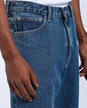 Load image into Gallery viewer, Dr. Denim Men's Omar Shorts in Stream Mid Retro