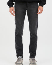 Load image into Gallery viewer, close up of the front view of the Dr. Denim Men's Clark Jean in Cinder on a model standing in front of a neutral background