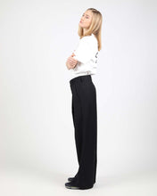 Load image into Gallery viewer, Wemoto Women's Franny Pleated Wide Pants in Navy