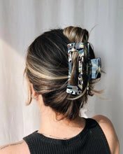 Load image into Gallery viewer, Horace Anna Hair Clip

