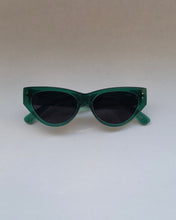 Load image into Gallery viewer, I SEA Carly Sunglasses
