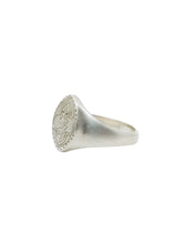 Load image into Gallery viewer, Hunt of Hounds Abundance Signet Ring in Silver