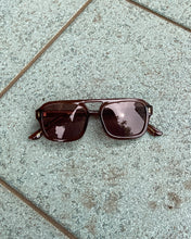 Load image into Gallery viewer, I SEA Royal Sunglasses