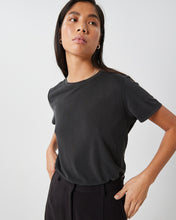 Load image into Gallery viewer, Minimum Women&#39;s Rynah Tee in Black

