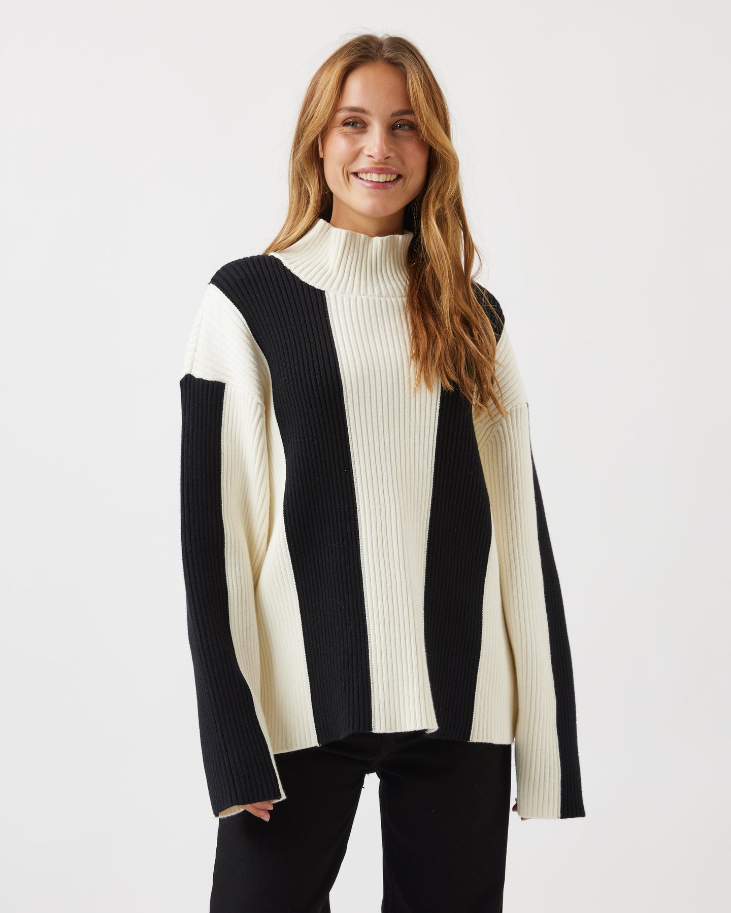 Minimum Women's Fridas Sweater in Birch