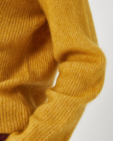 Minimum Women's Unoa Sweater in Honey