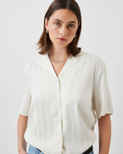 Load image into Gallery viewer, Minimum Women&#39;s Ailas Blouse in Coco Milk
