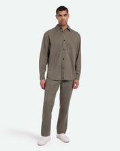 Load image into Gallery viewer, Minimum Men&#39;s Alonso Shirt in Dusty Olive
