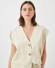 Load image into Gallery viewer, Minimum Women&#39;s Freas Vest in Brown Rice
