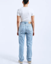 Load image into Gallery viewer, Dr. Denim Women&#39;s Arch Jean in Stream Light Used
