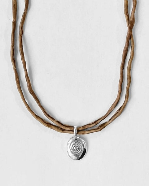 Kara Yoo Sand Nautilus Necklace