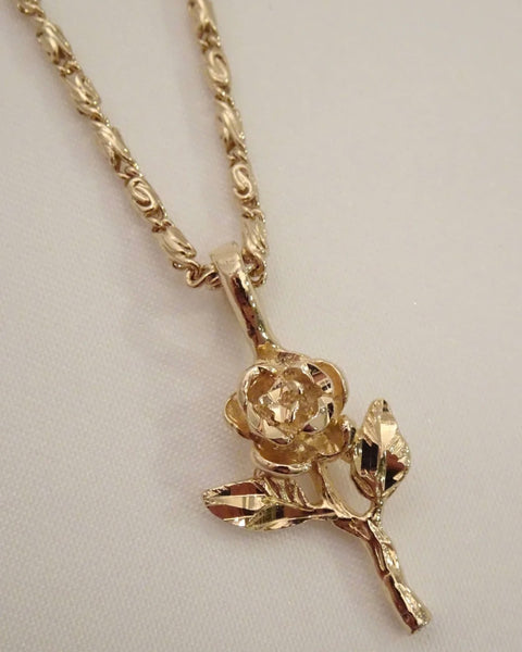 Sparrow Rose Necklace