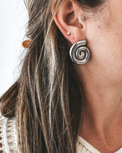 Load image into Gallery viewer, Horace Nenta Earrings
