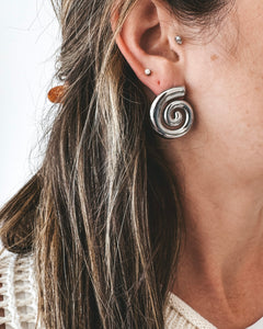 Horace Nenta Earrings