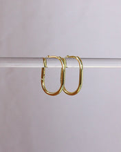 Load image into Gallery viewer, Horace Olevo Hoop Earrings
