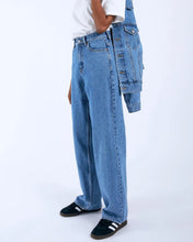 Load image into Gallery viewer, Dr. Denim Women&#39;s Donna Jean in Stream Sky Retro
