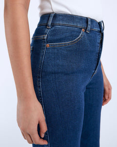 Dr. Denim Women's Moxy Jean in Vale Dark Plain