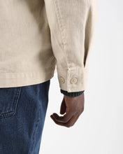 Load image into Gallery viewer, Wemoto Men&#39;s Byrd Twill Overshirt in Natural
