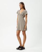 Load image into Gallery viewer, Afends Women&#39;s Gambet Tea Dress in Black and Sand Check
