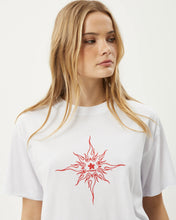 Load image into Gallery viewer, Afends Women&#39;s Sunny Oversized Tee in White
