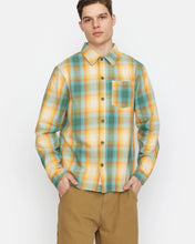 Load image into Gallery viewer, Revolution Men&#39;s Casual Overshirt in Green
