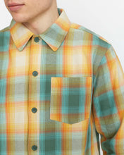 Load image into Gallery viewer, Revolution Men&#39;s Casual Overshirt in Green
