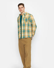 Load image into Gallery viewer, Revolution Men&#39;s Casual Overshirt in Green
