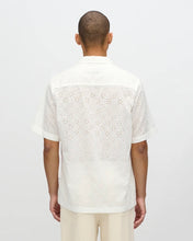 Load image into Gallery viewer, Minimum Men&#39;s Hayden Broderie Anglaise Shirt in Coco Milk
