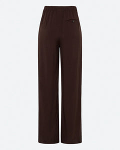 Minimum Women's Smilla Pant in French Roast