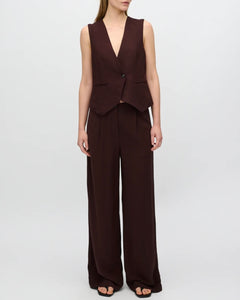 Minimum Women's Melina Vest in French Roast