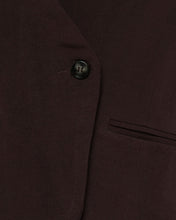 Load image into Gallery viewer, Minimum Women&#39;s Melina Vest in French Roast
