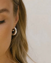Load image into Gallery viewer, Twenty Compass Athena Earrings
