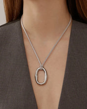Load image into Gallery viewer, Twenty Compass Dolce Necklace

