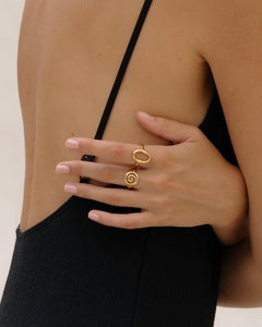 Twenty Compass Hera Ring