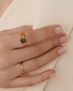Twenty Compass Nico Ring