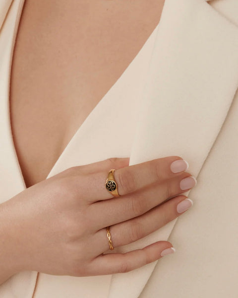 Twenty Compass Nico Ring