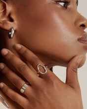 Load image into Gallery viewer, Twenty Compass Work of Art Ring
