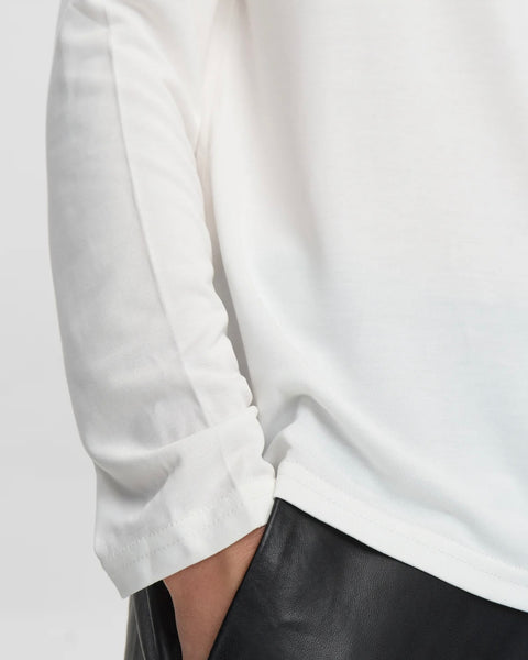 Minimum Women's Margot Tee in Snow White