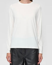 Load image into Gallery viewer, Minimum Women&#39;s Margot Tee in Snow White
