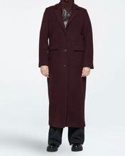 Load image into Gallery viewer, Minimum Women&#39;s Eloises Coat in Fudge
